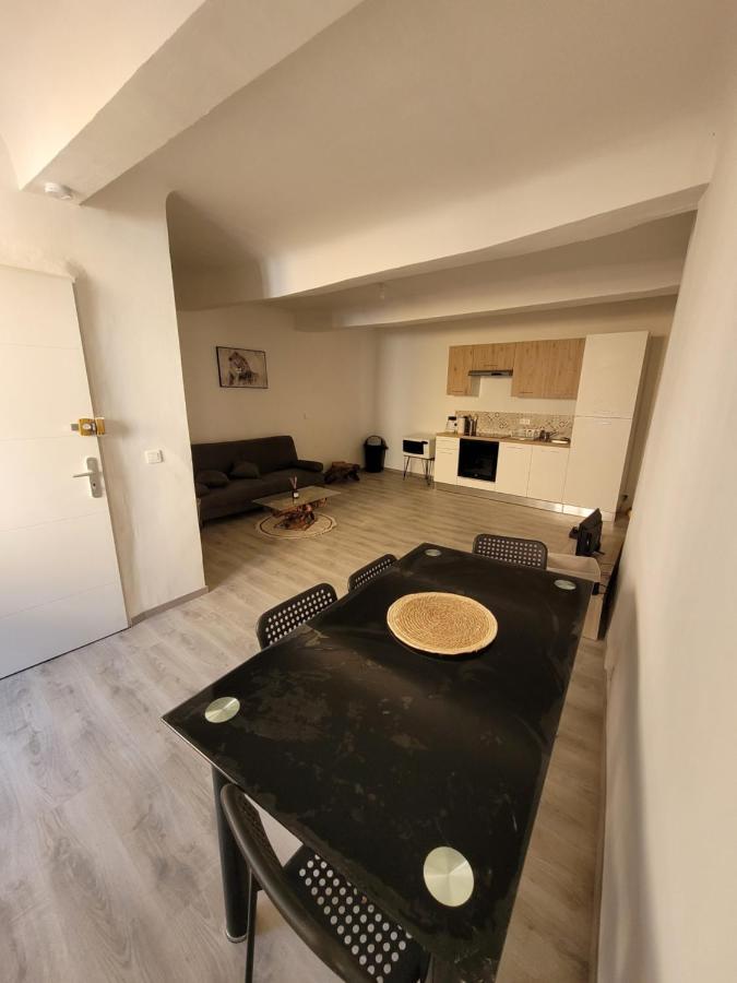 Petit Coin De Paradis Apartment Aups Exterior photo