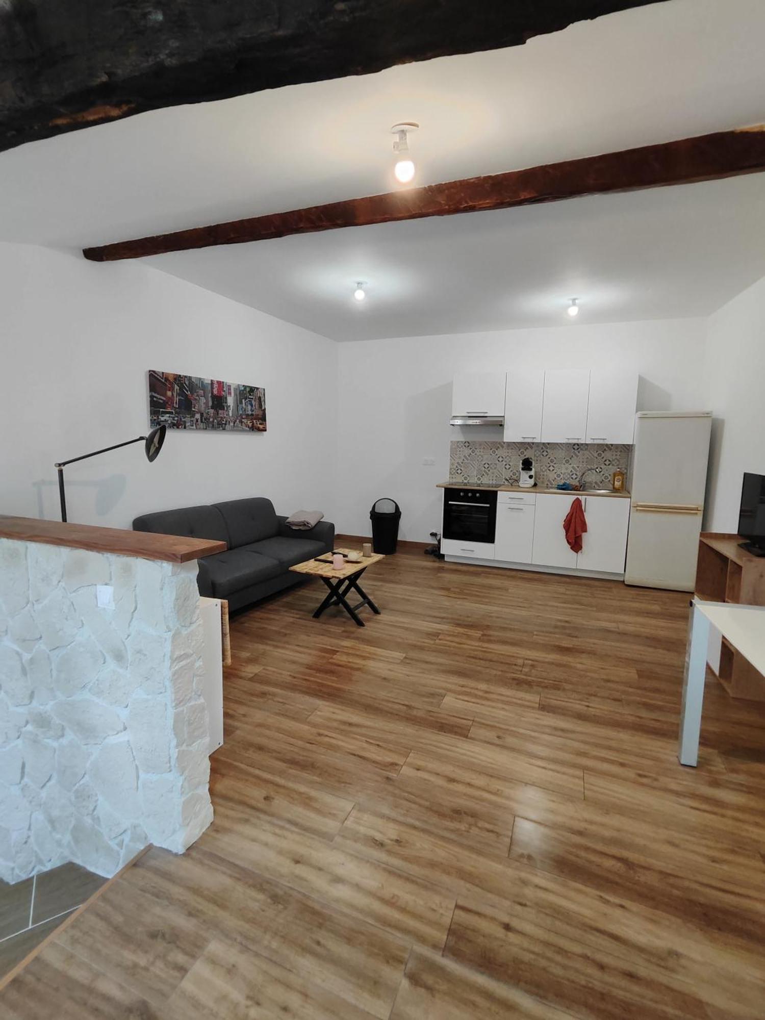Petit Coin De Paradis Apartment Aups Room photo